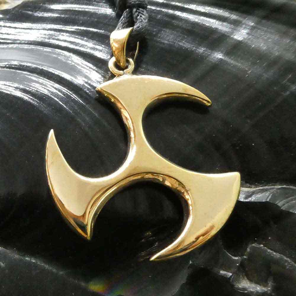 Triskel Schmuck anhänger Bronze Trskelion modern