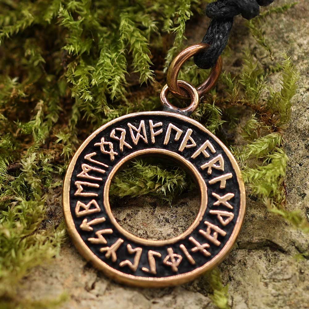 Runen Futhark Kettenanhänger Bronze Schmuck Mittelalter
