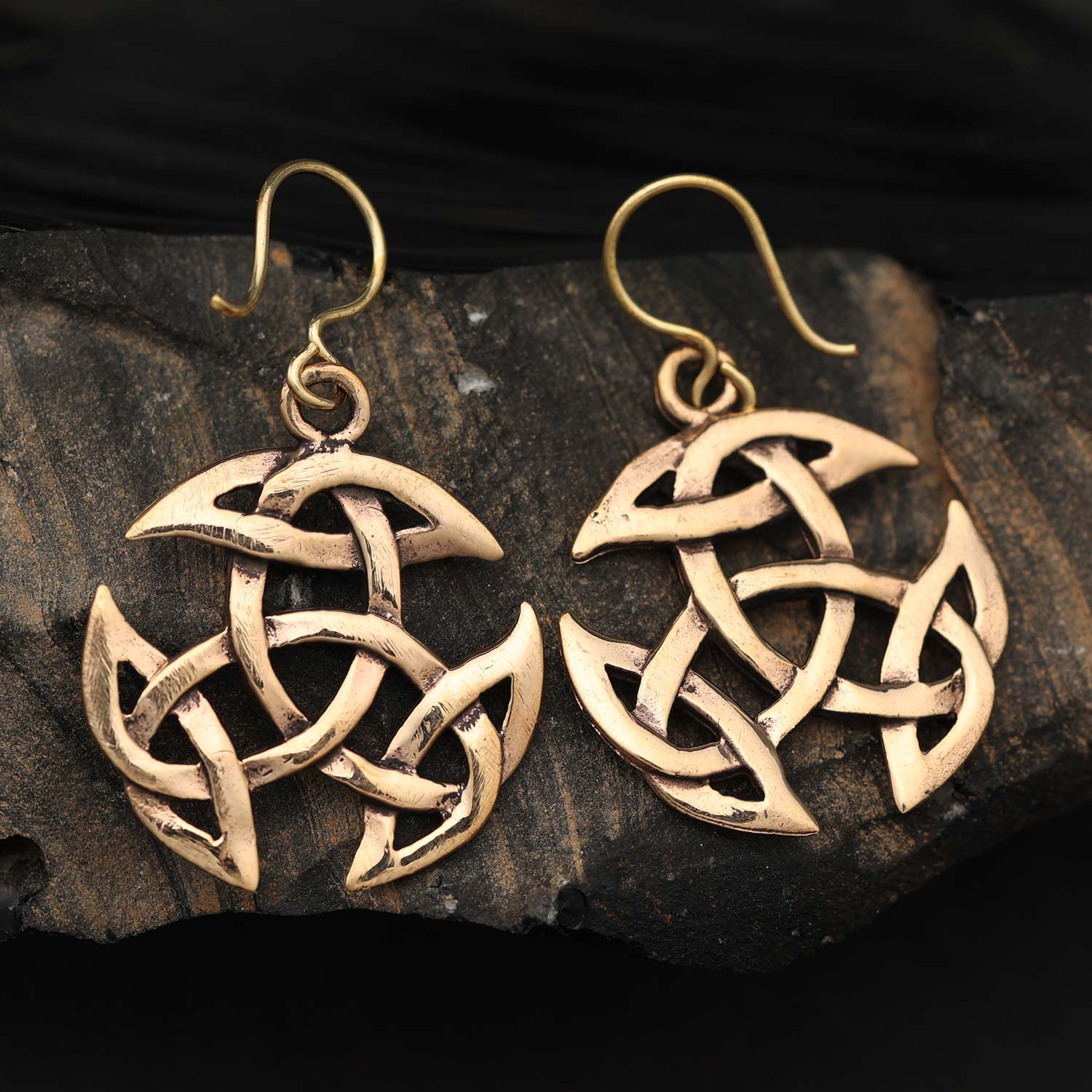 Keltesche Ohrhänger Bronze Mittelalter schmuck