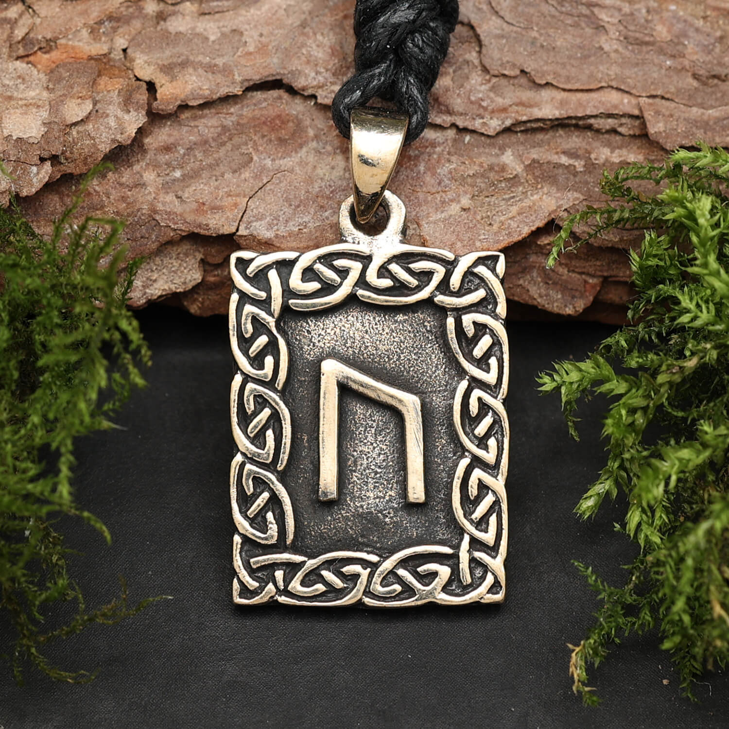 Rune Bronze Jewelry Uruz Pendant Elder Futhark
