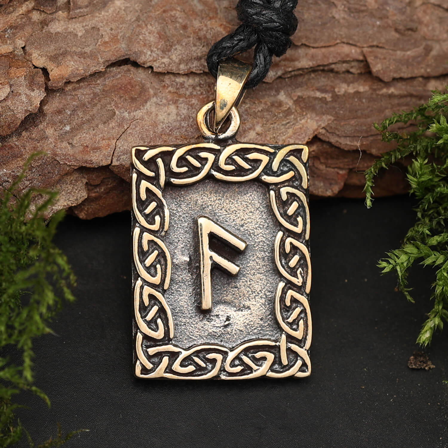 Runen Magie Halskette Bronze Schmuck  Ansuz