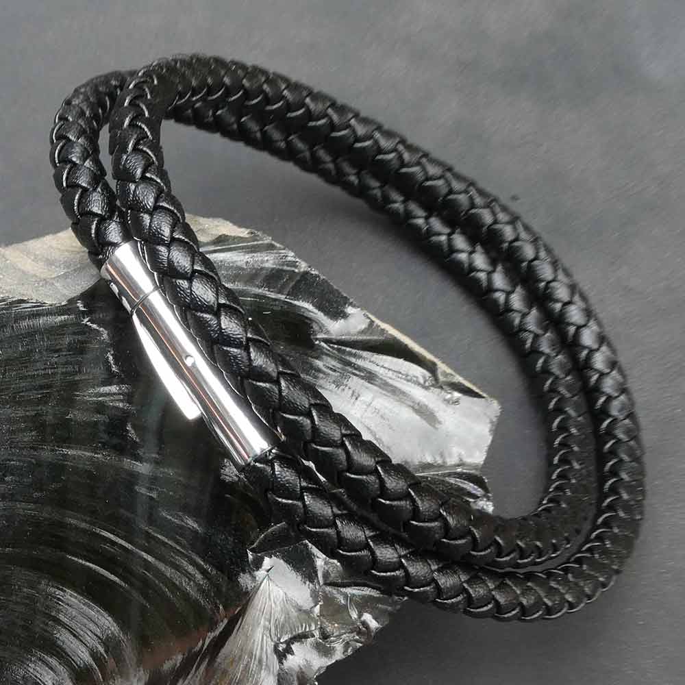 Geflochtenes Leder Armband Schwarz mit Klickverschluß aus Edelstahl