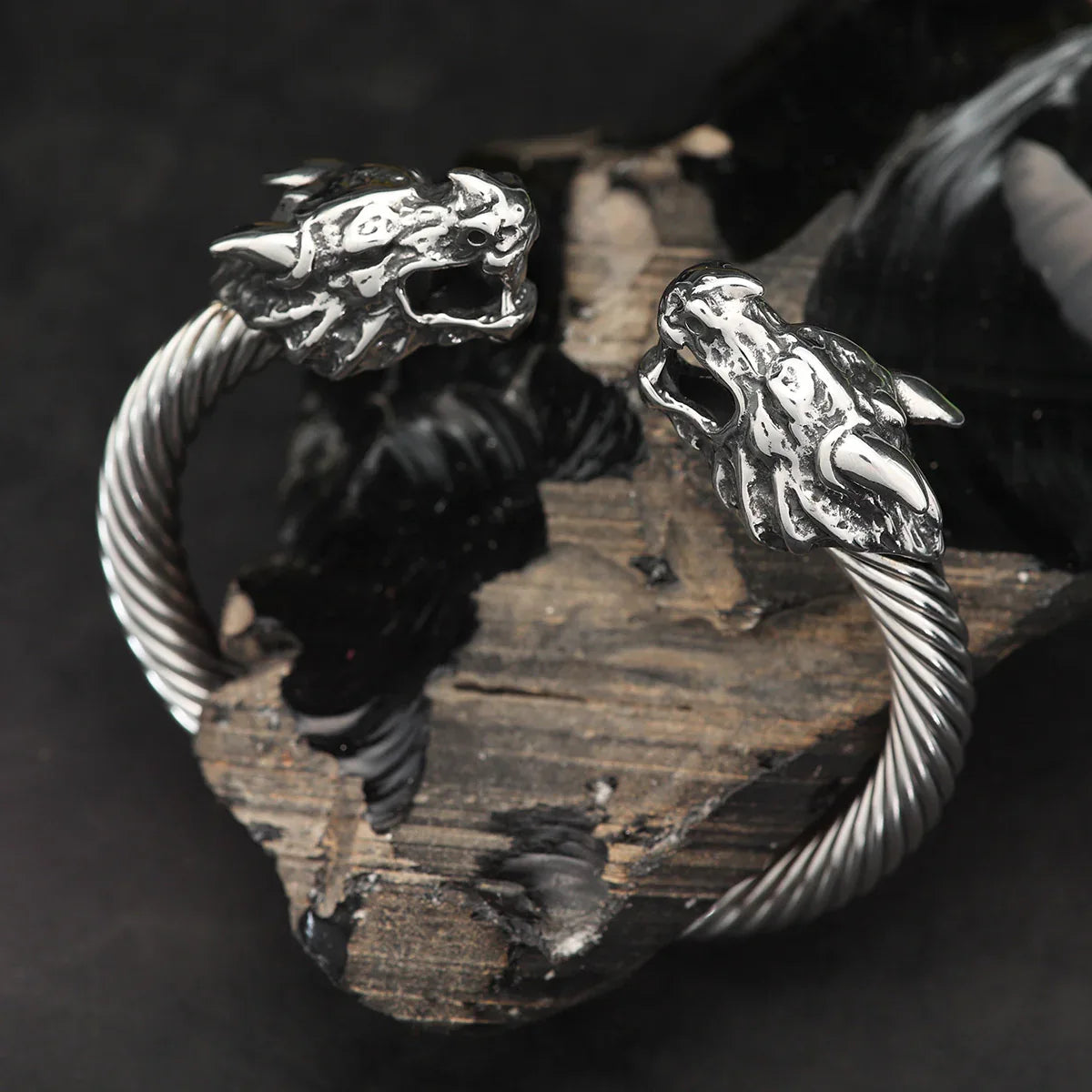 Massiver Drachen Edelstahl Armreif Gedreht