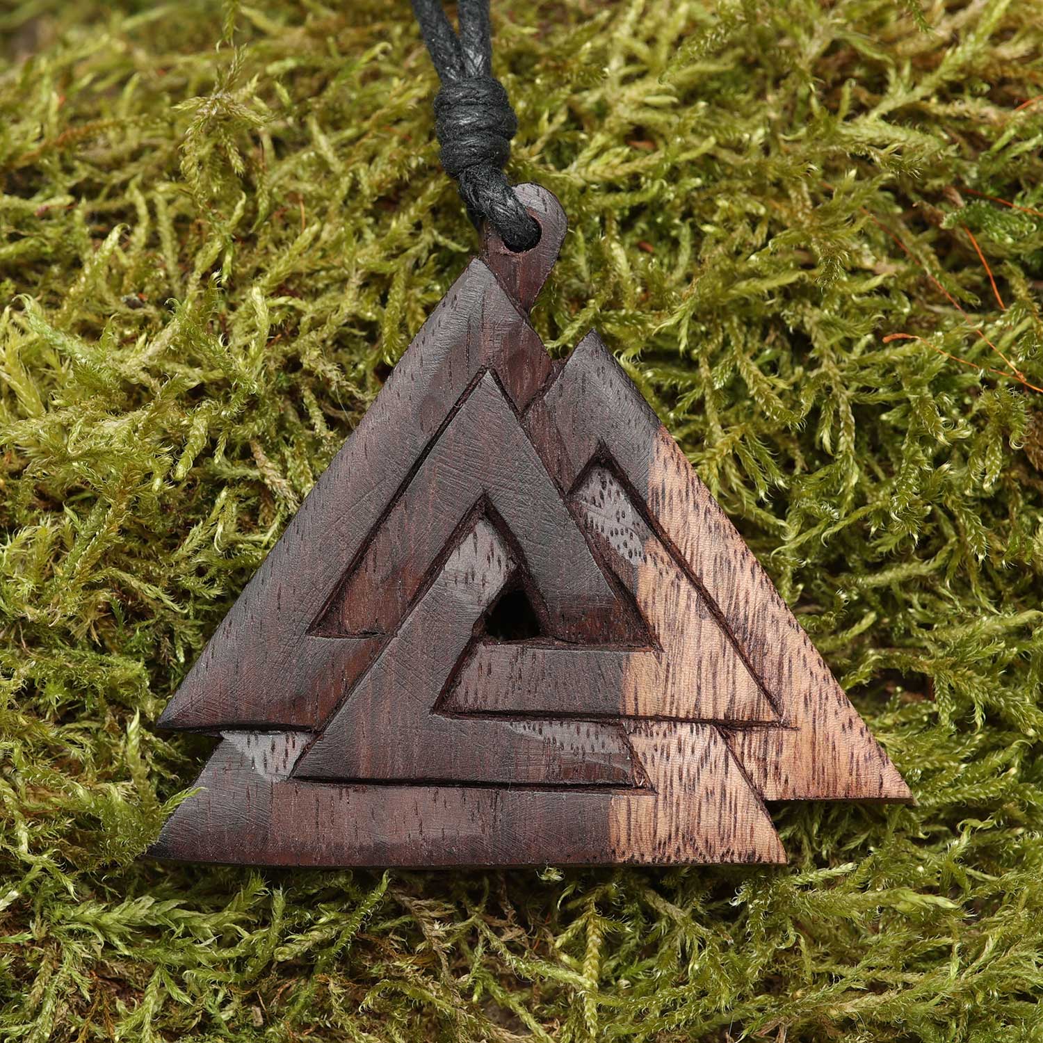 Wotans Knoten 2-farbiger Holzschmuck keltischer Anhänger Holz
