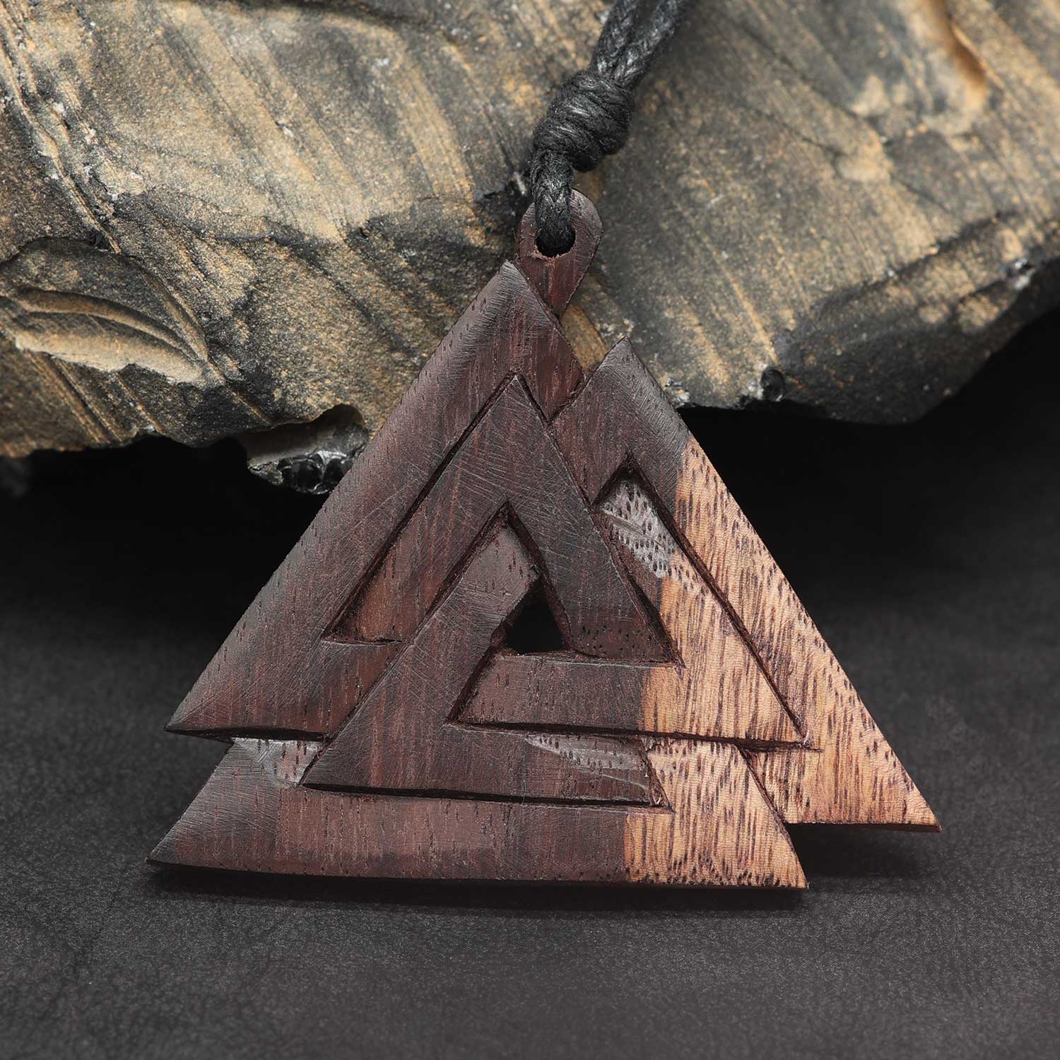 Wotans Knoten 2-farbiger Holzschmuck keltischer Anhänger Holz