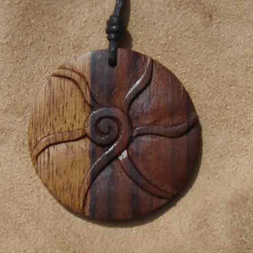 Sonnen Symbol Holzschmuck Kettenanhänger