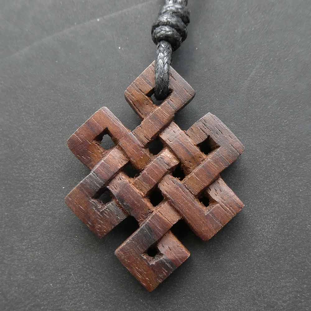 Irischer Schmuck aus Holz Halskette Handarbeit Fairtrade Anhänger