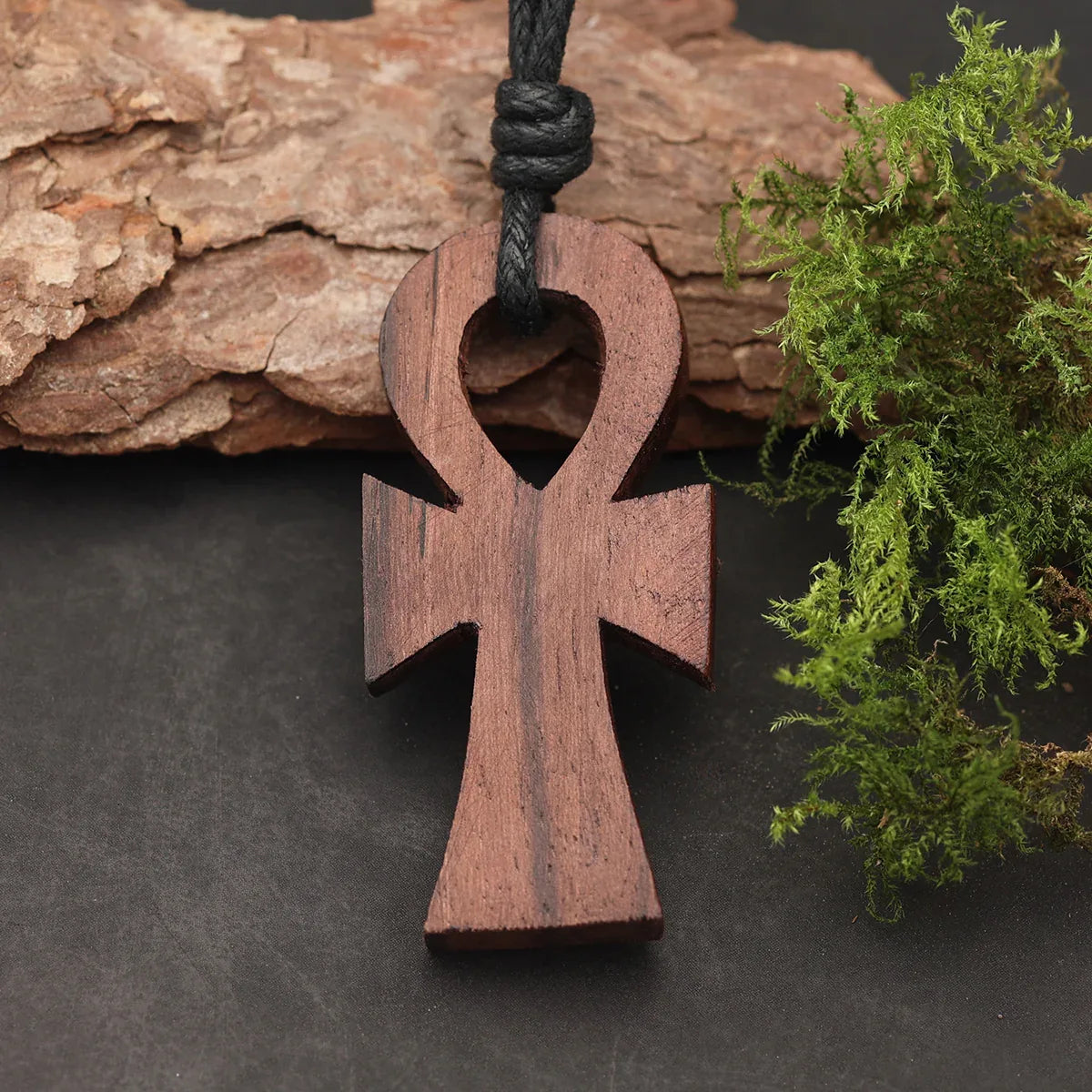 Ankh Holzschmuck Kettenanhänger Handarbeit