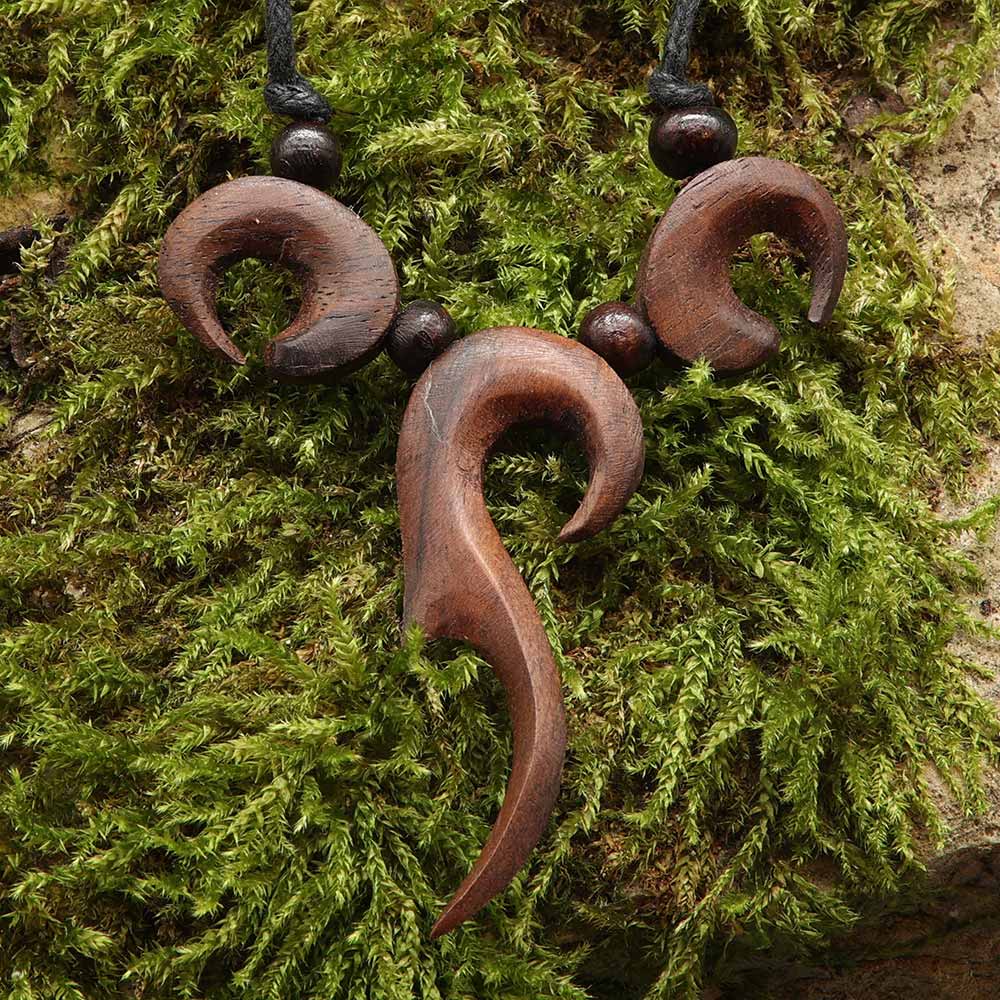 Onn Kette Holzschmuck Collier handgefertigter Schmuck aus Holz fair gehandelt