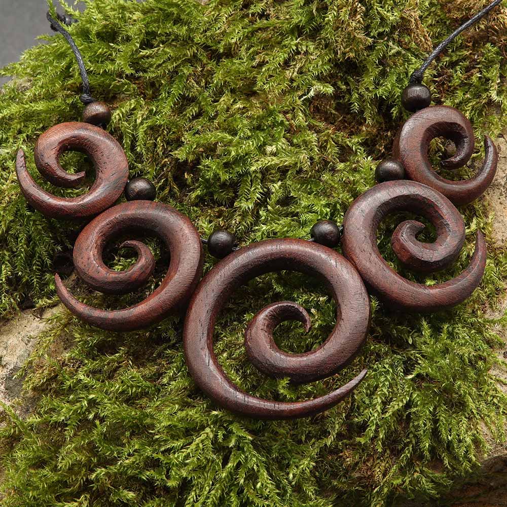 Spiralen Kette Holzschmuck Collier handgefertigter Schmuck aus Holz fair gehandelt