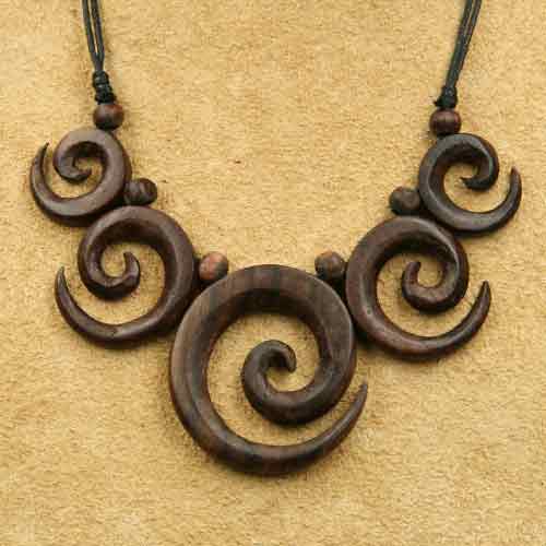 Holz Schmuck Beth (5) Collier