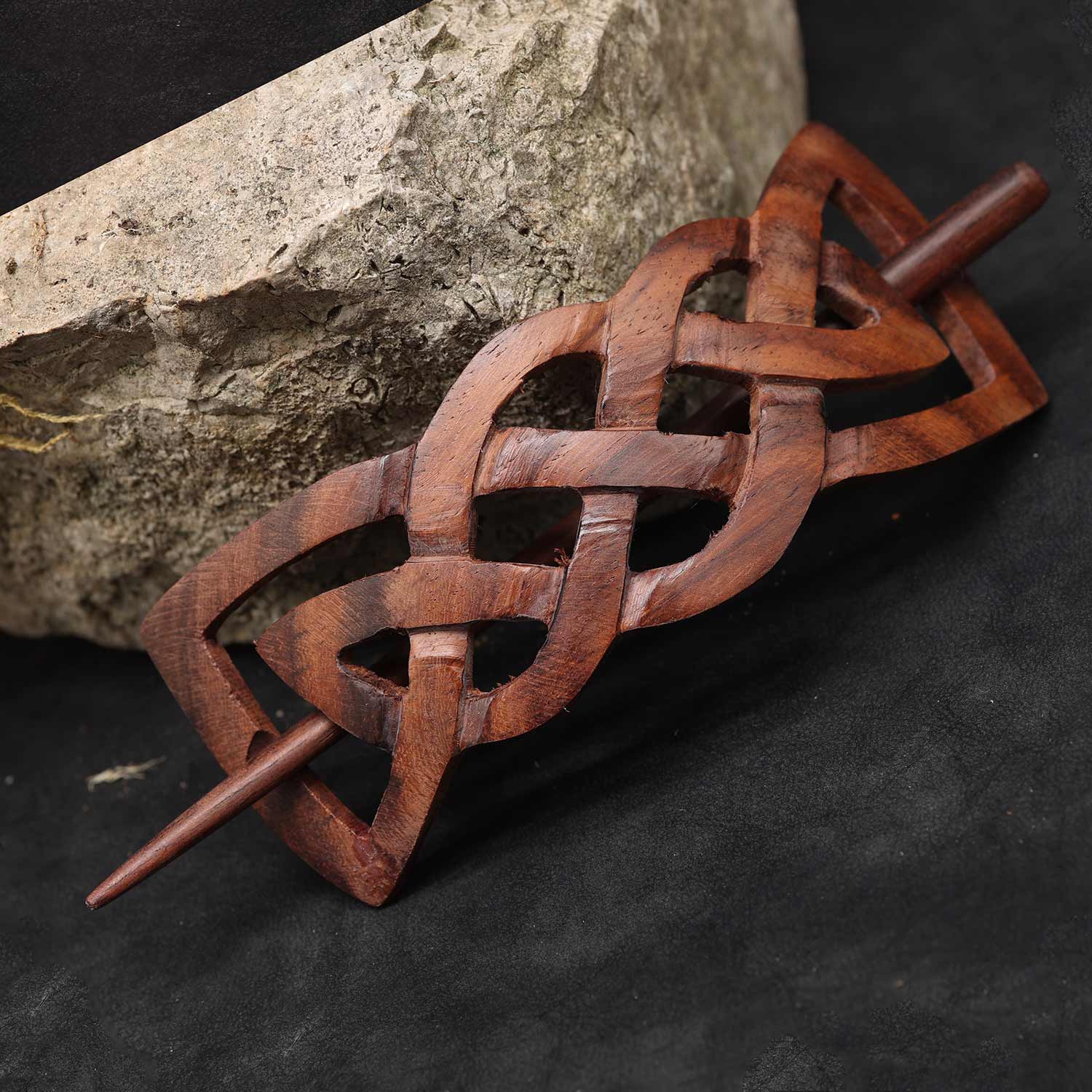 Keltischer Haarschmuck aus Holz Handarbeit fair gehandelt