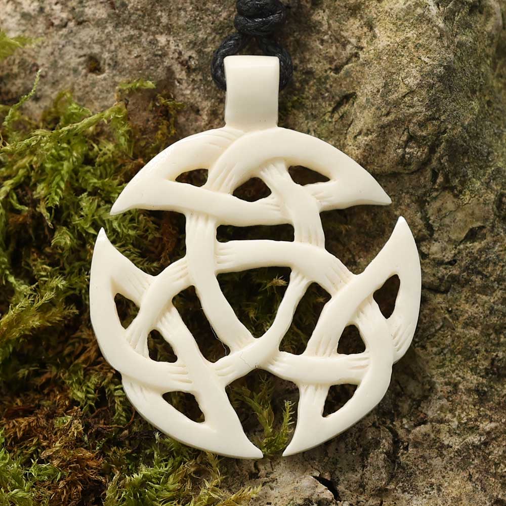 Keltischer Anhänger Handarbeit Schmuck Kette Knochen