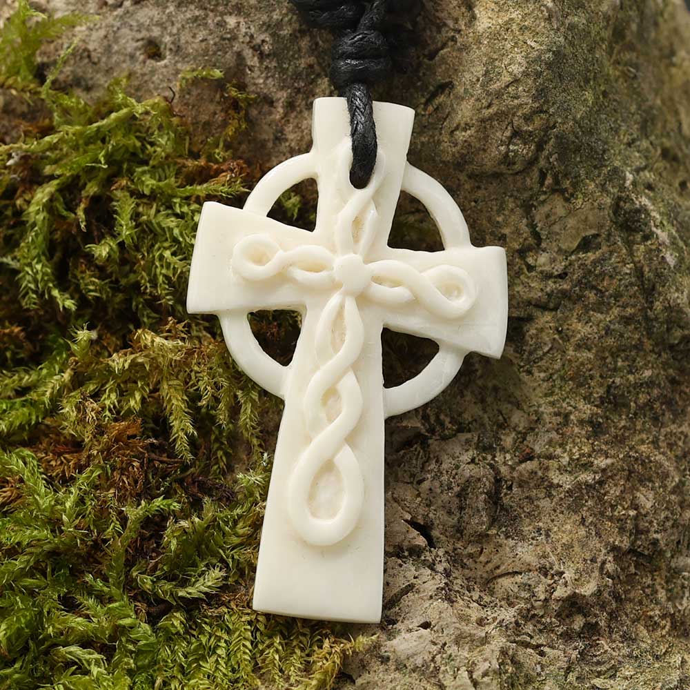 Keltenkreuz Kette Anhänger Handarbeit Schmuck Knochen keltisches Kreuz