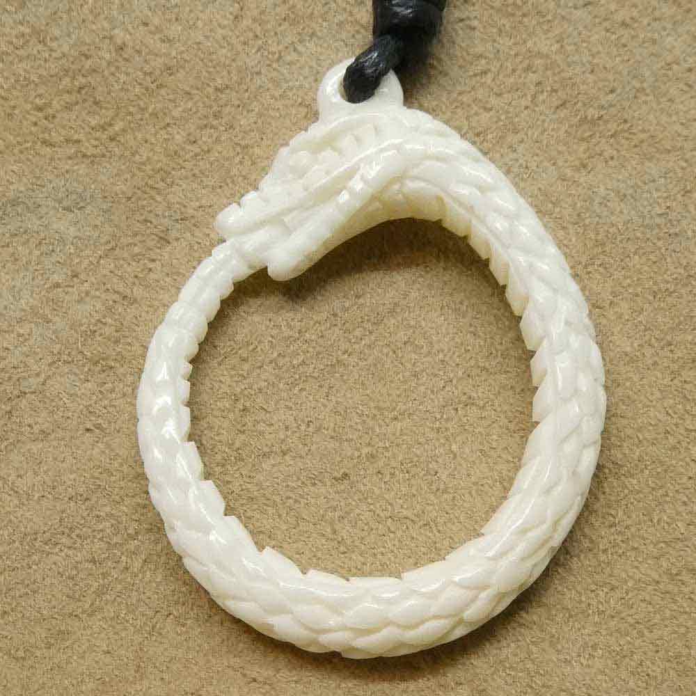 Midgardschlange Schmuck Mittelalter Anhänger Knochen