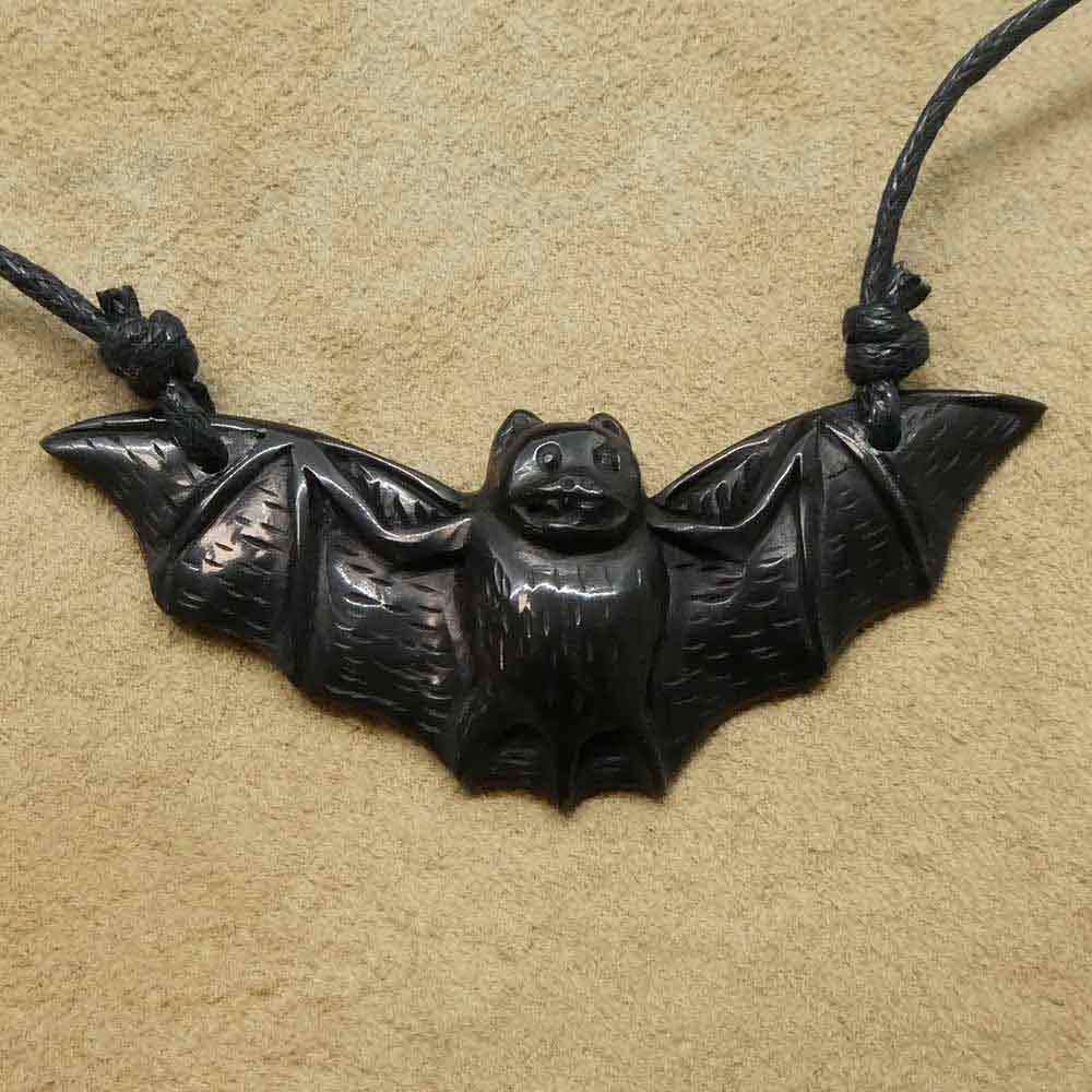 Fledermaus Horn Schmuck schwarz Anhänger