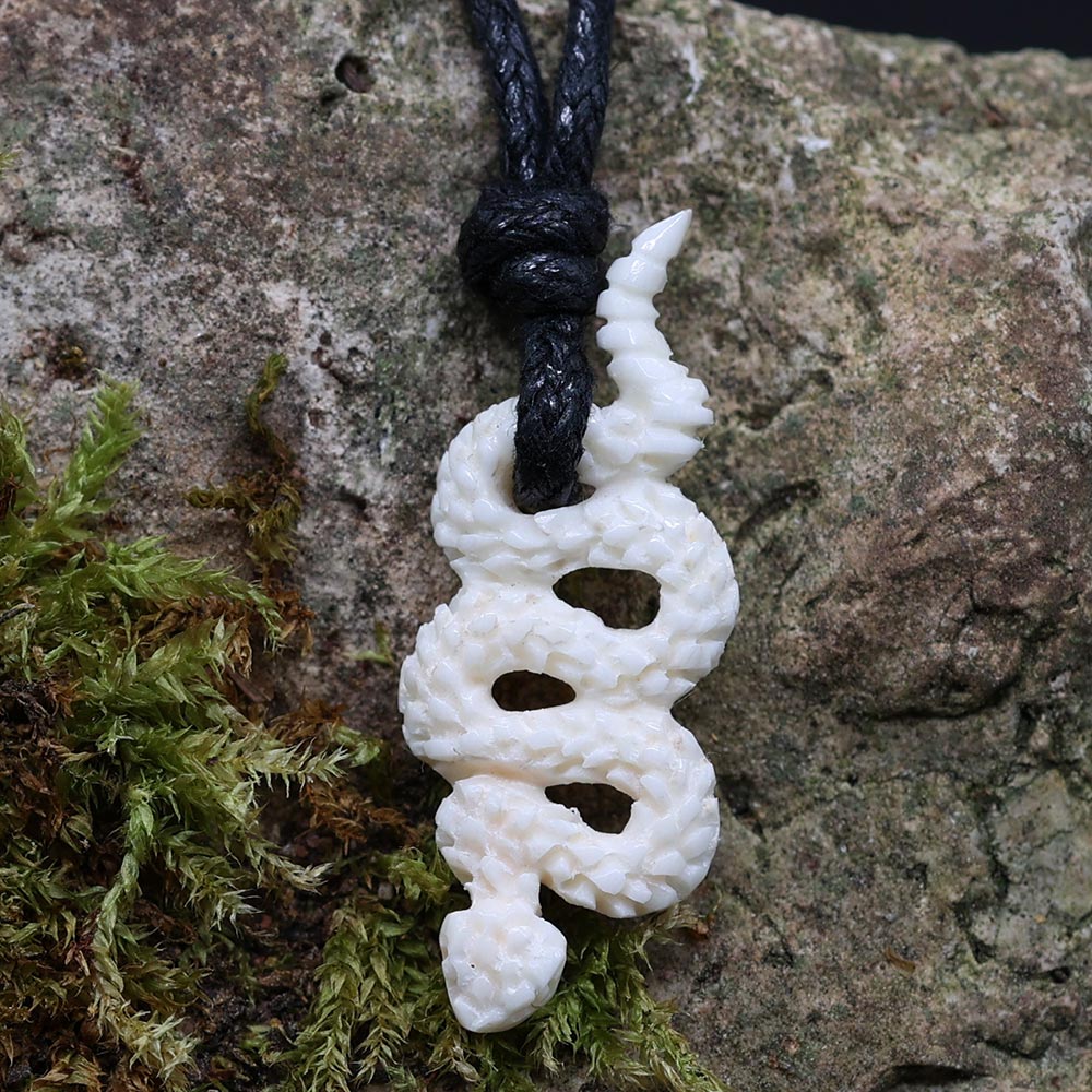 Schlange Kette fair gehandelt Kunst Handwerk Schmuck geschnitzt 