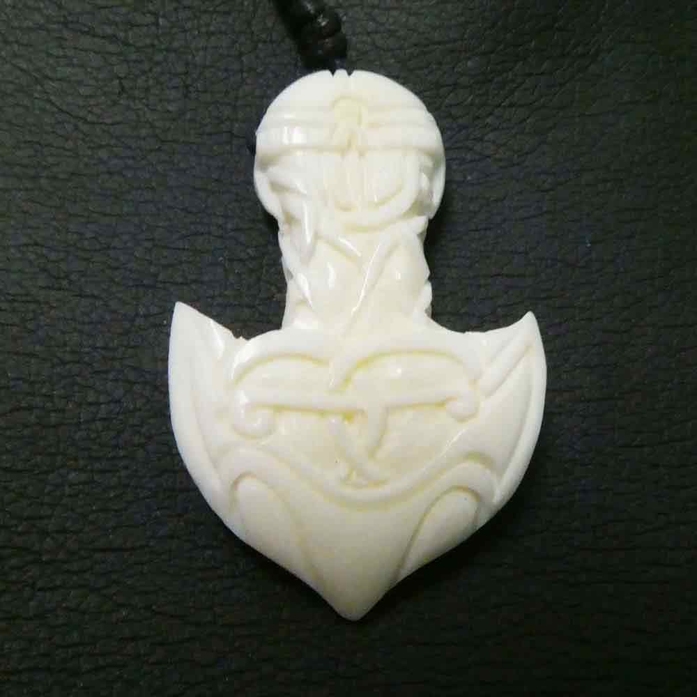 Thorshammer Schmuck aus Knochen