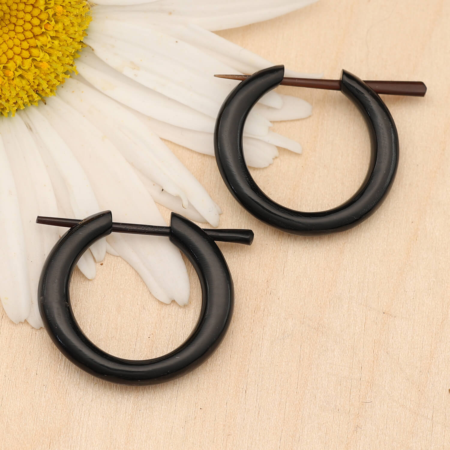 Creole earrings made from water buffalo horn, Ø 2.5cm