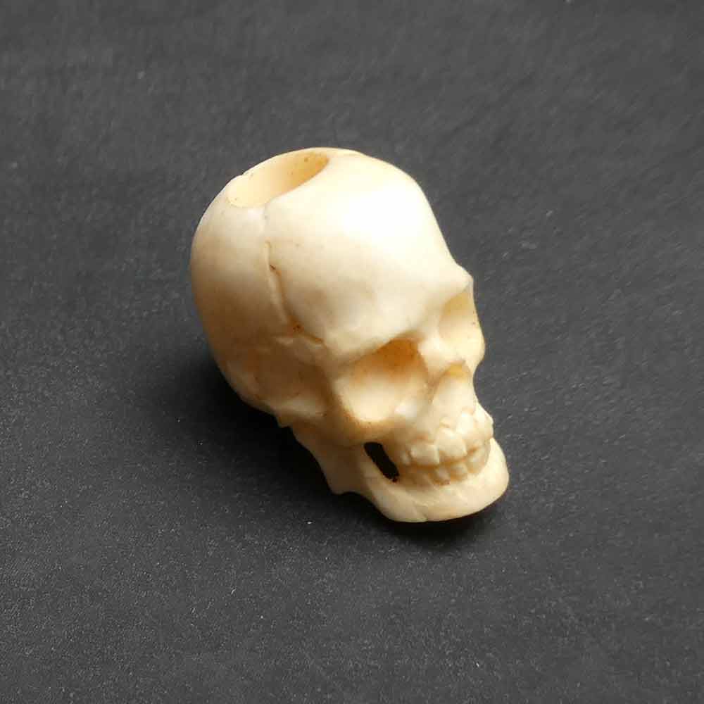 Totzenkopf Bartperle Haarschmuck Knochen Großlochperle Punk