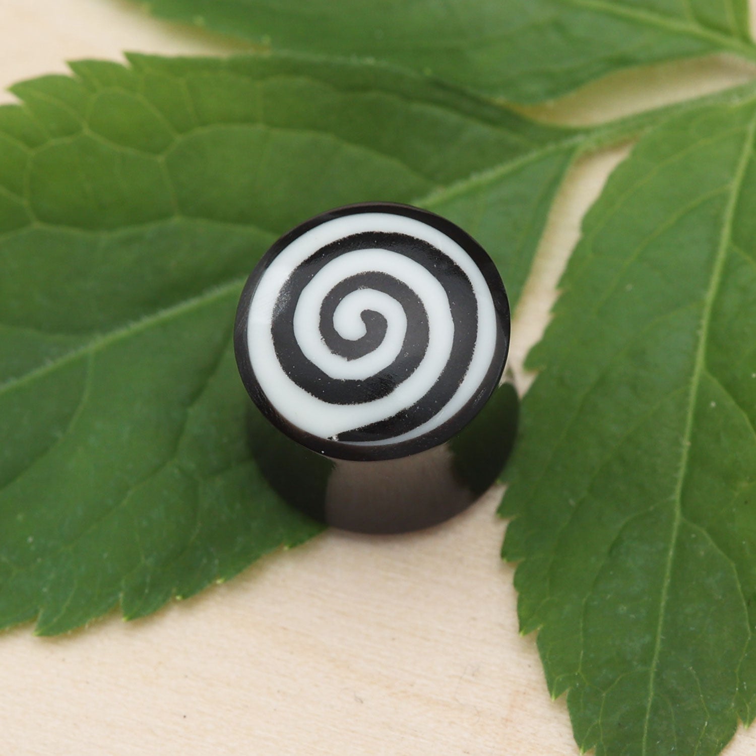 Piercing Horn Ohrschmuck Spirale Handarbeit hautverträglich