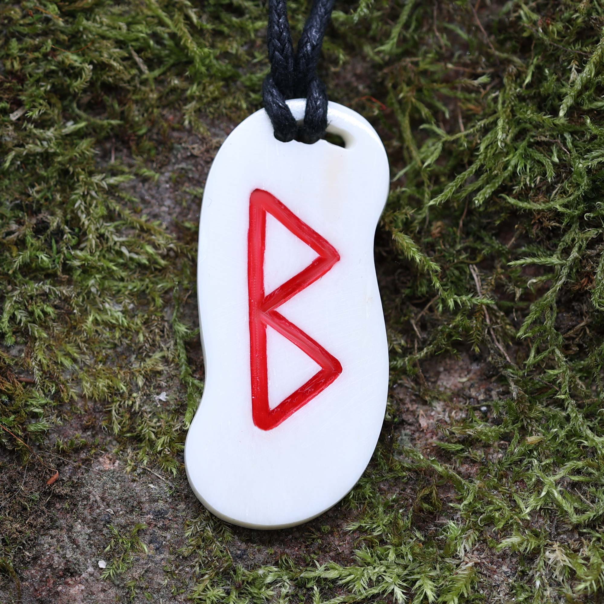 Runen Schmuck Knochen Amulett Kette älteres Futhark Berkano