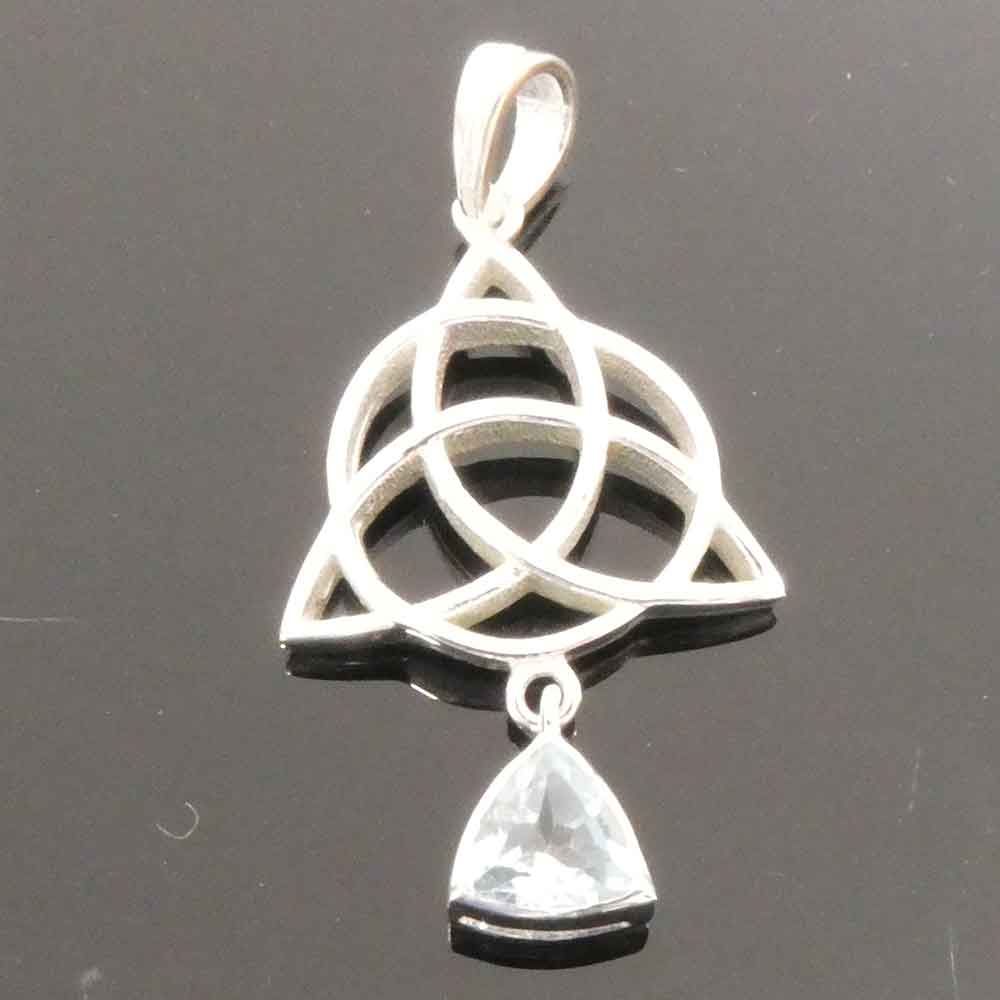 Blauer Topas Mittelalter schmuck