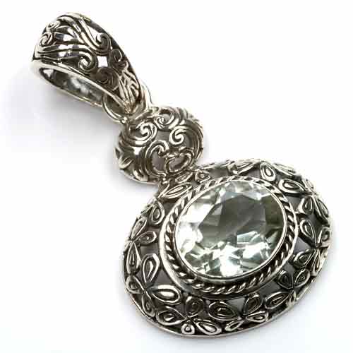 grüner Amethyst Anhänger Edelstein Design
