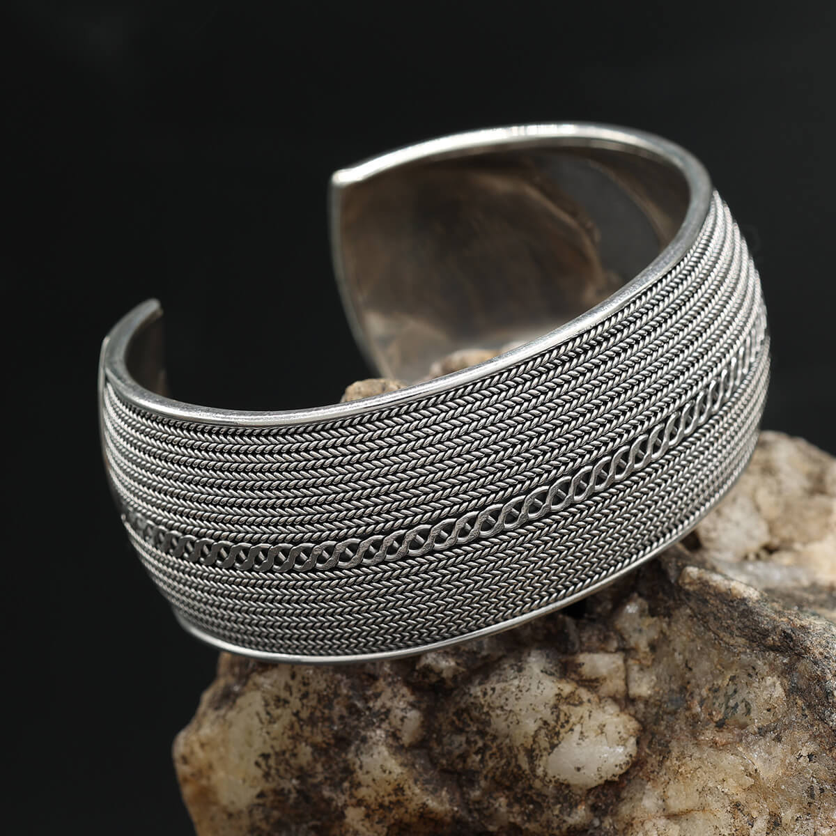 Domed bangle, finely decorated, solid 925 silver, handmade