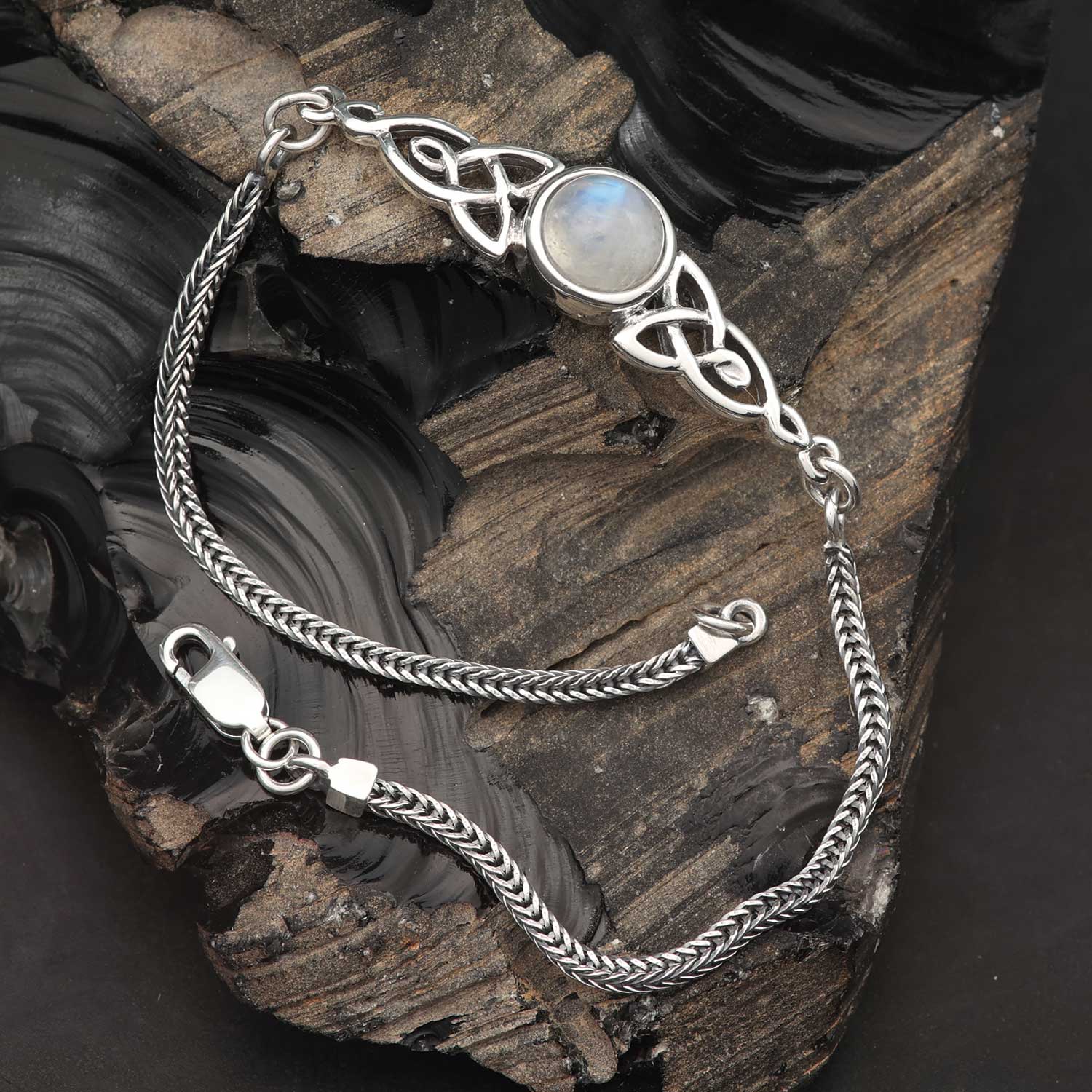 Mondstein Edelstein Armschmuck im keltischen Design .- Damen Armband