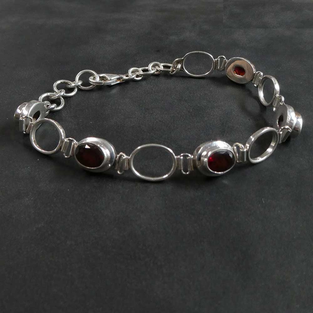 edles Granat Armband 925er Silber hand geschmiedet Silber Damen Armschmuck