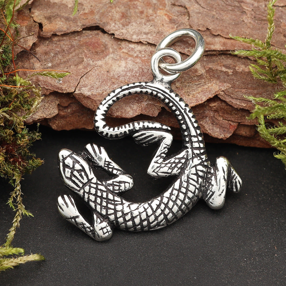 Gecko Silber Anhänger 925 Sterlingsilber massiver Silberschmuck