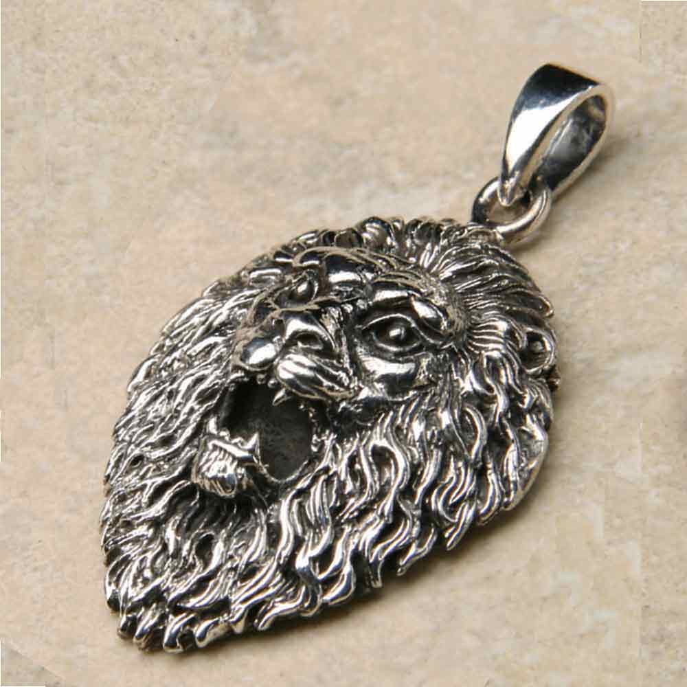 Löwe Kettenanhänger Silber