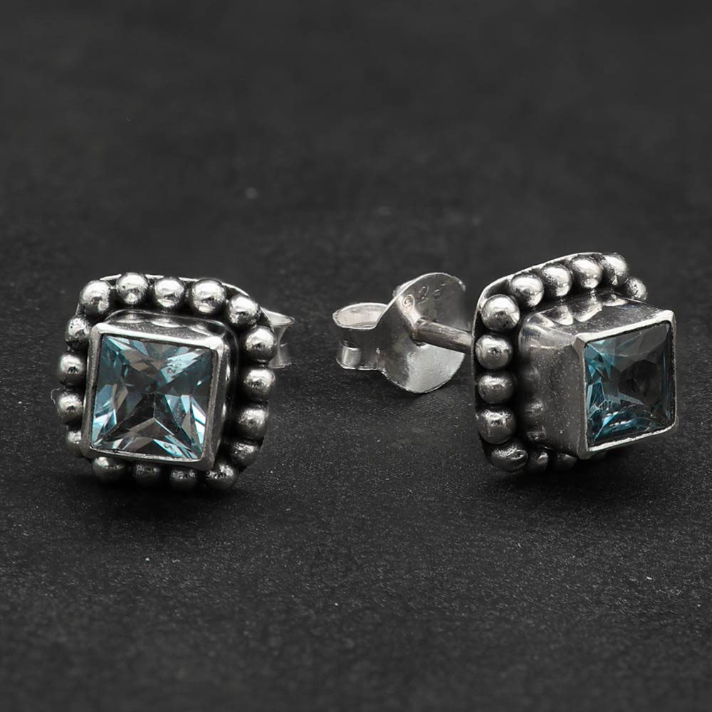 Ohrstecker Silber blauer Topas echter Edelstein Ohrschmuck handarbeit