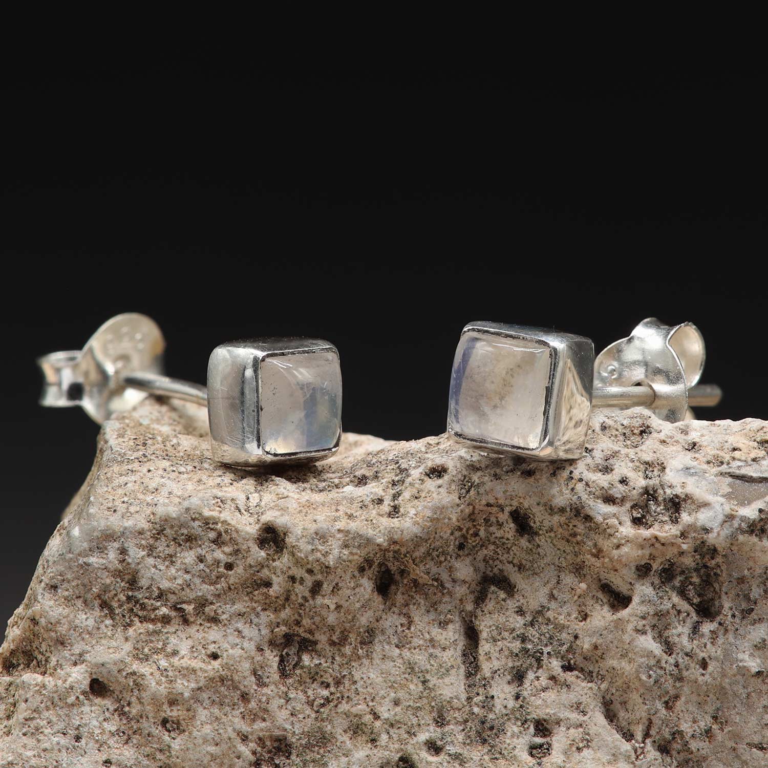 Mondstein Ohrstecker 925 Silber edler Ohrschmuck Edelsteine