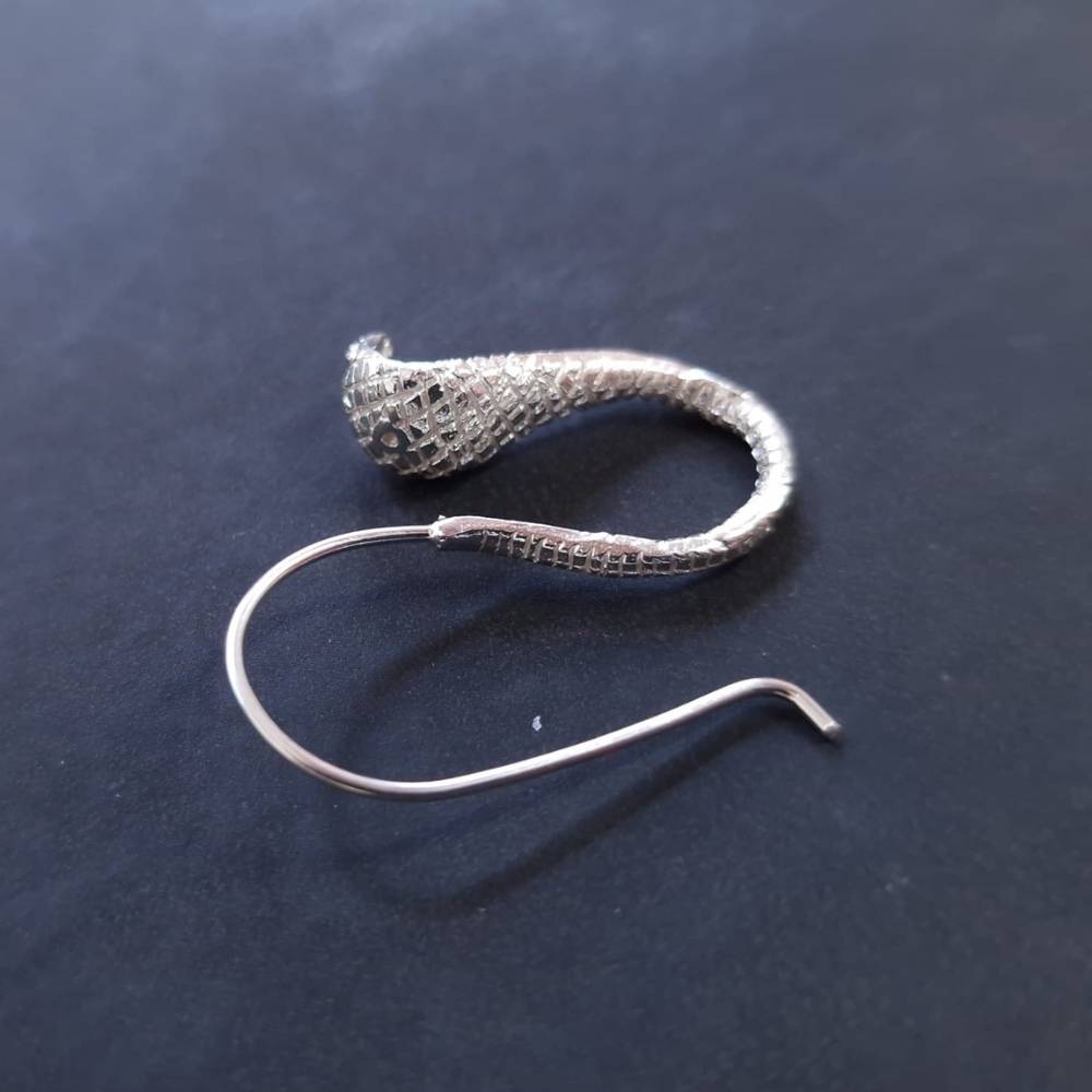 Schlangen Ohrring hinten lange Ohrhänger auffallender Edel Schmuck für Damen Kobra