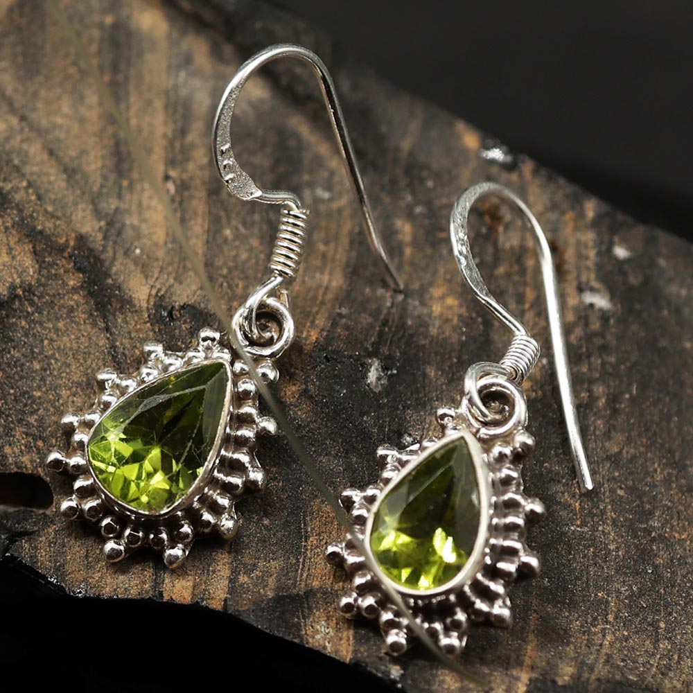 Peridot Ohrhänger facettiert aus edlem 925er Silber Damen Ohrschmuck Steinschmuck