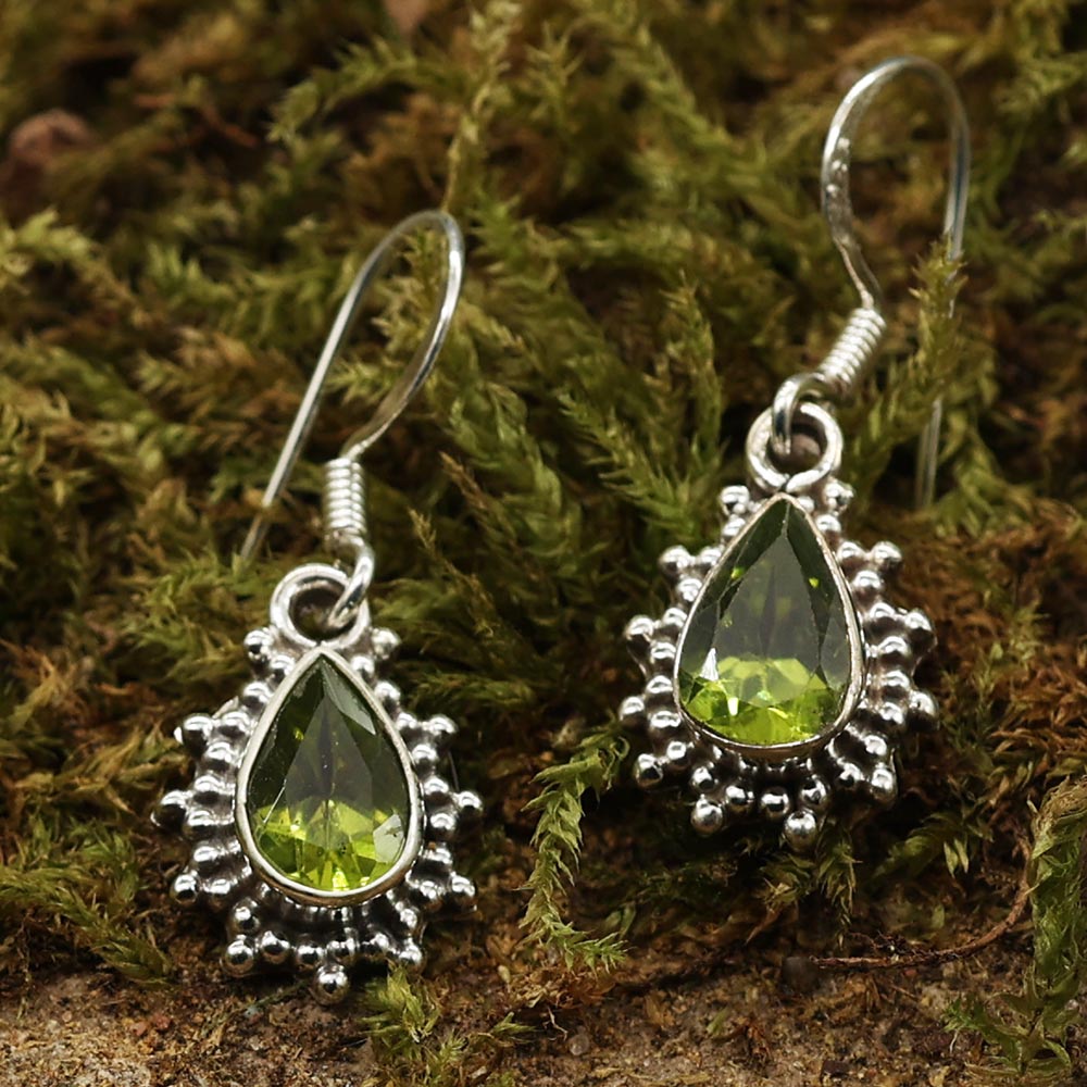 Traumhafte peridot Ohrringe elegant grüner Edelstein online kaufen