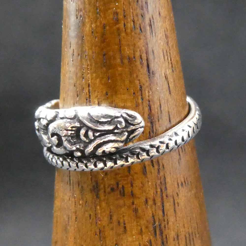Schlangen Silber Ring fein dezent