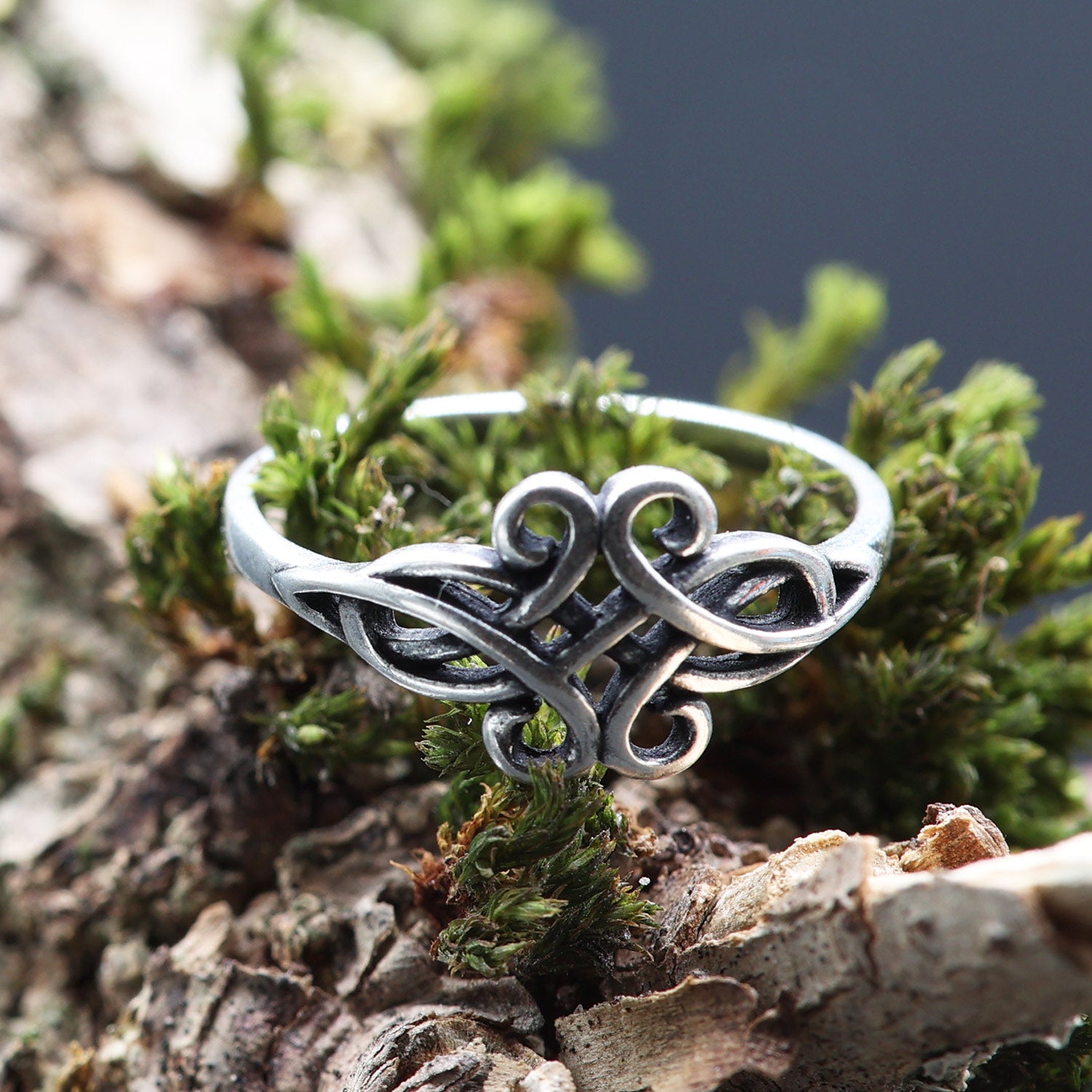 Keltischer Ring zartes Knotenmuster Silber