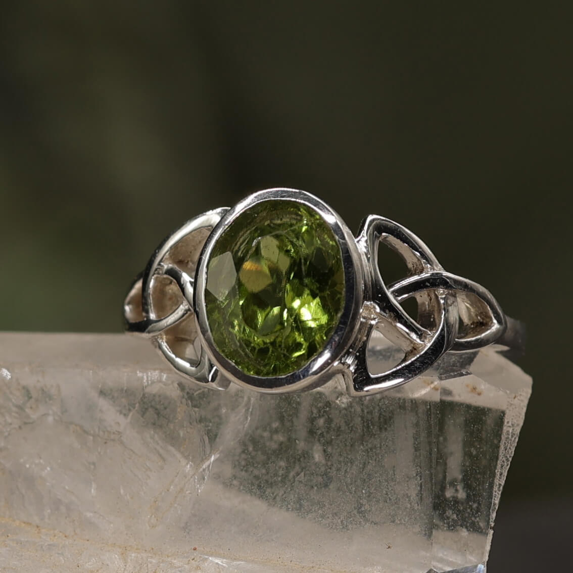 Peridot Ring keltisch 925 Silber Damenschmuck Edelstein