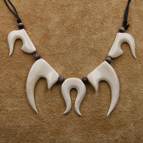 Till Knochen Collier