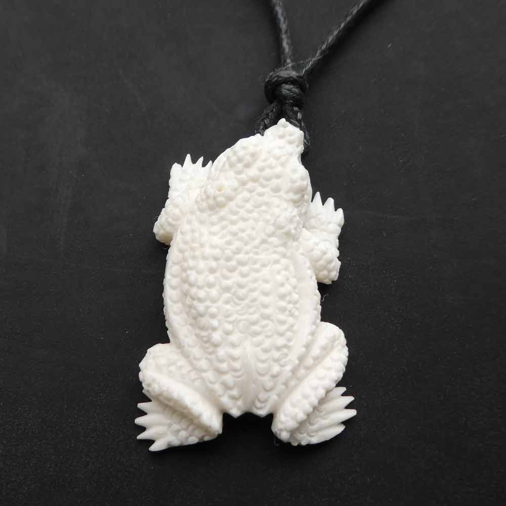 Frosch Schmuck Anhänger aus Knochen